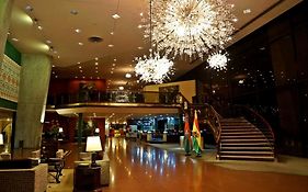 Real Plaza Hotel & Convention Center