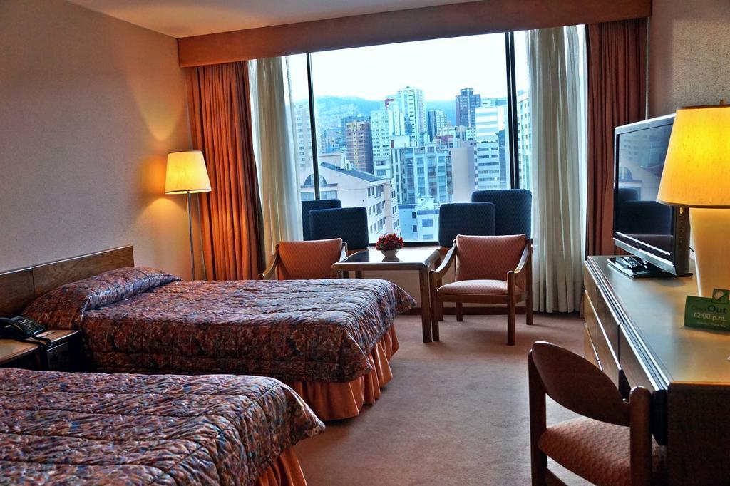 Real Plaza Hotel & Convention Center La Paz Room photo